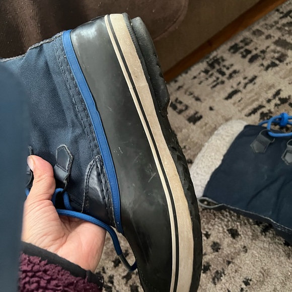 Sorell women boots in good used condition women size7 - Picture 5 of 12